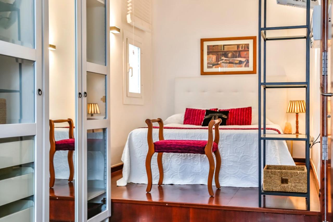 Ghat Apartments Montroig Sitges Kültér fotó