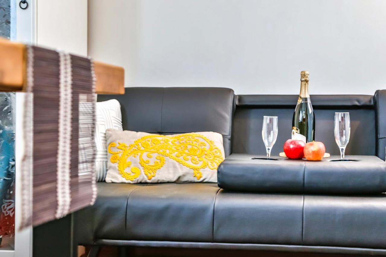 Ghat Apartments Montroig Sitges Kültér fotó