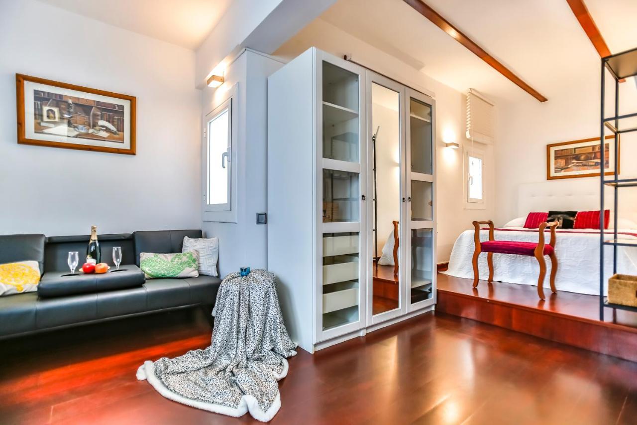 Ghat Apartments Montroig Sitges Kültér fotó